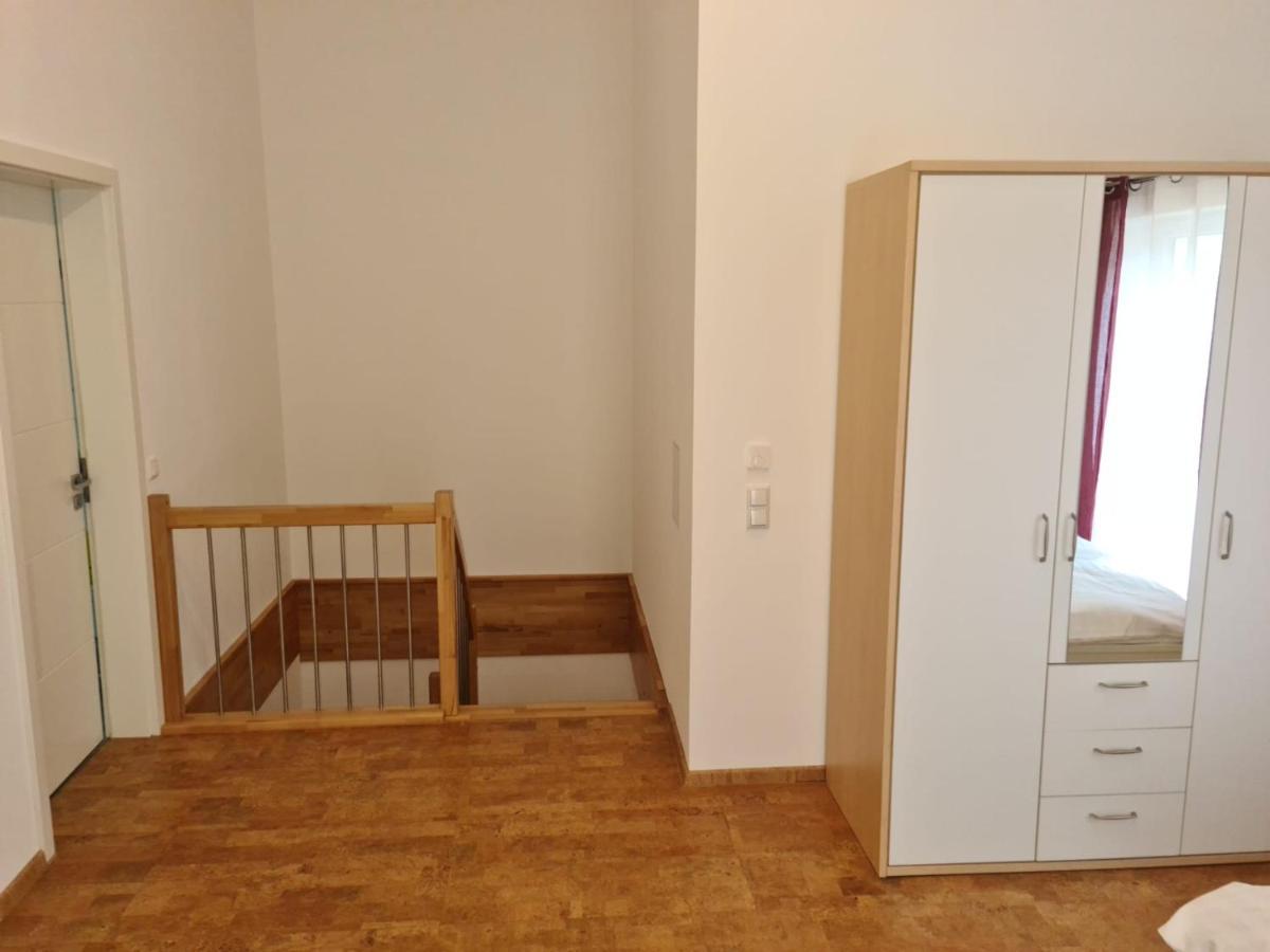 Apartment Gaestehaus Staudenschloss Mickhausen Экстерьер фото